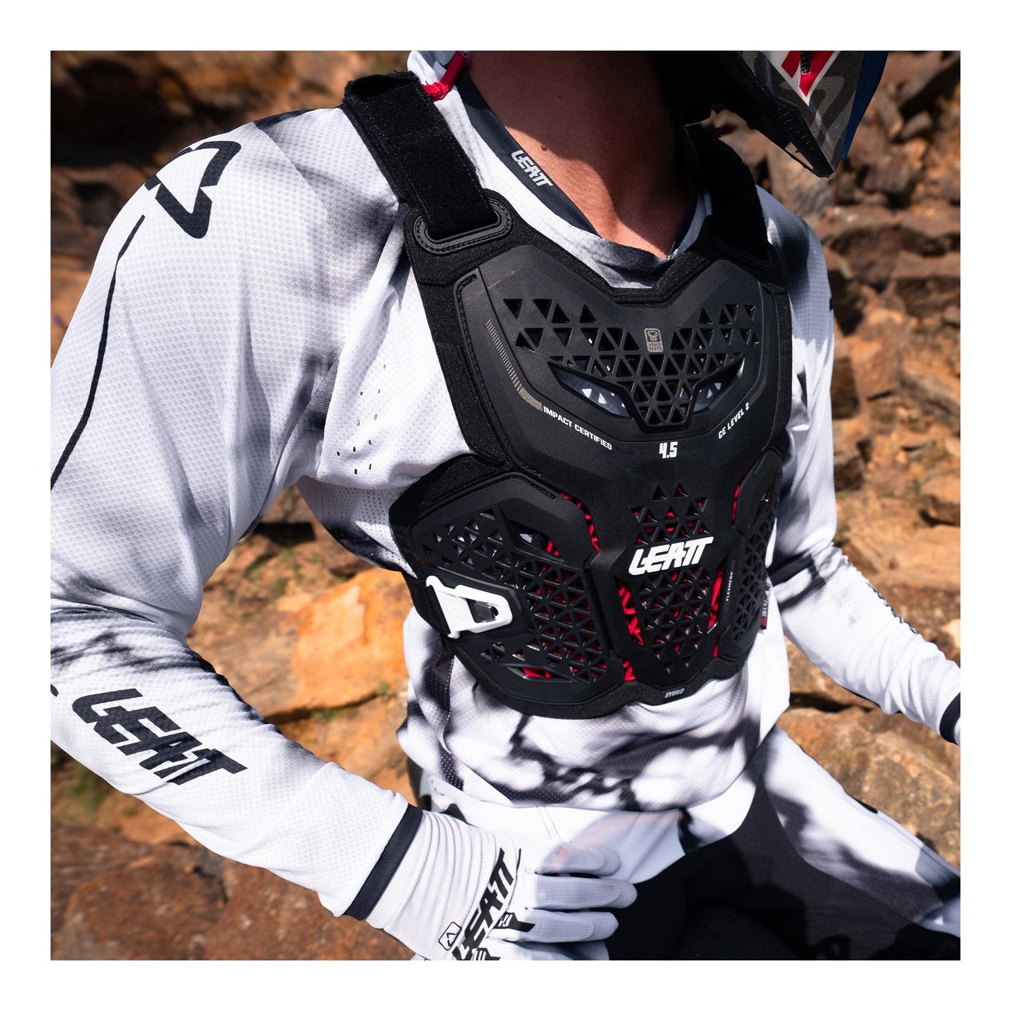 Leatt 4.5 Chest Protector Hybrid - Black